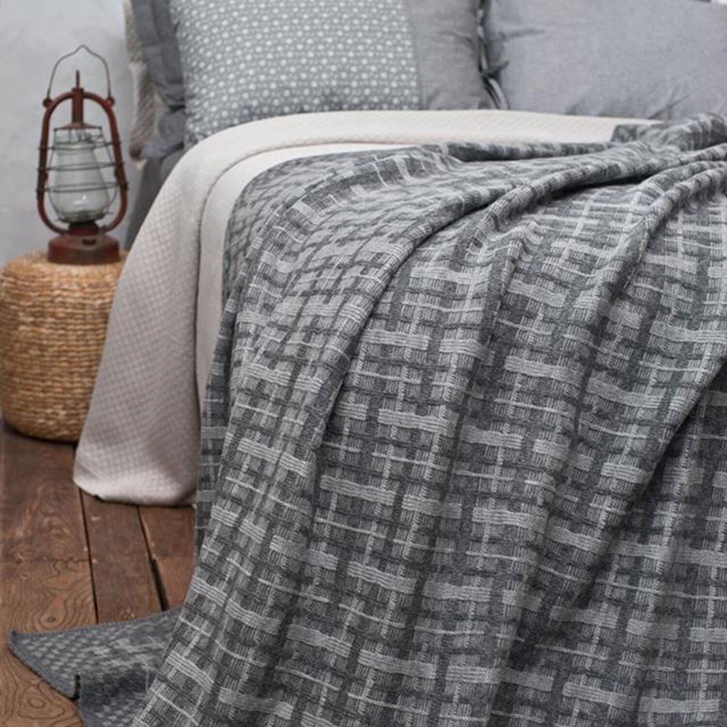 Ekose Desenli Örgü Battaniye Antrasit - Gri